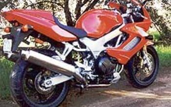 Honda VTR1000F Super Hawk - Motorcycle.com