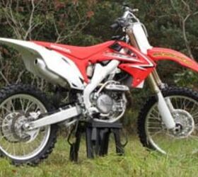 2010 honda crf450r review motorcycle com, Despite sweeping changes in 2009 the 2010 CRF450R has continued to evolve