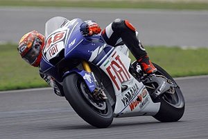 lorenzo gunning for pedrosa at le mans, Jorge Lorenzo is ready to go despite injuring both ankles