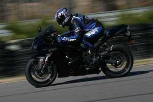 2007 kawasaki ninja zx 6r full report motorcycle com, Shift Pete Shift