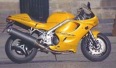 first impression 1997 triumph t595 daytona motorcycle com