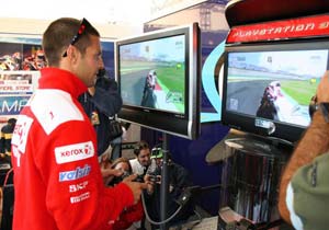 bayliss fabrizio to attend gameland, Michel Fabrizio puts in a few laps with SBK08 on the Playstation 3 system