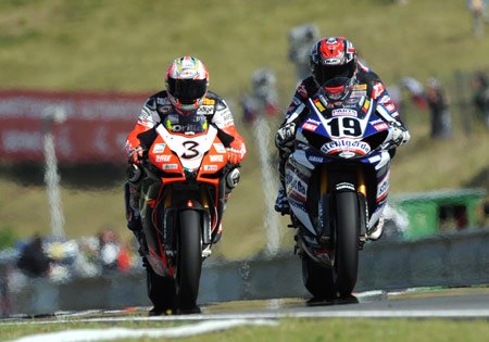 wsbk 2009 brno results, Max Biaggi left and Ben Spies each claimed a victory at Brno