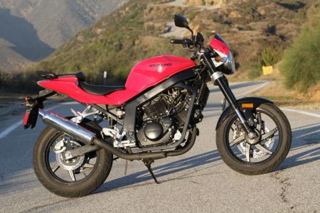 2011 Hyosung GT250 Review - Motorcycle.com