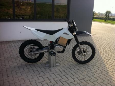 brammo announces six speed electric models, The Brammo Engage MX will compete in the 2011 MiniMotoSX