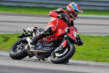 2010 ducati hypermotard 1100 evo evo sp review motorcycle com, 2010 Ducati Hypermotard 1100 EVO