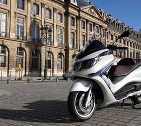 2012 piaggio x10 350 review motorcycle com, The Piaggio X10 350 is a comfortable and practical scooter with an engine that performs better than its displacement would suggest