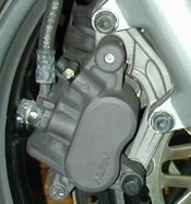disc brake tech, Front Caliper Mounting Location