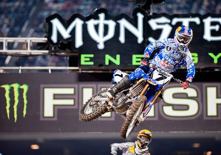 ama sx 2011 los angeles results, James Stewart recovered from a crash midway through the race to finish second Stewart has appeared on the podium in all three rounds so far this season