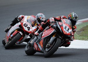 wsbk haga scores double in vallelunga, Michel Fabrizio left did his job as Troy Bayliss teammate by overtaking Troy Corser right in race two
