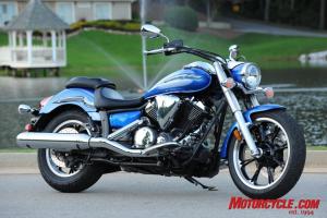 2009 yamaha v star 950 review motorcycle com, The 2009 Star V Star 950 balances big bike style with a relatively budget price tag