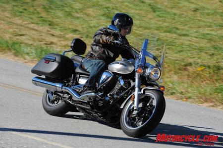 2009 yamaha v star 950 review motorcycle com, The newest V Star handles confidently and is more nimble than heavyweight cruisers