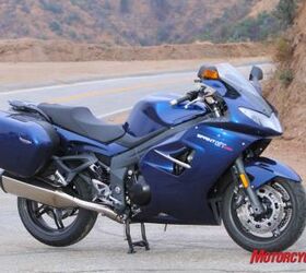2011 triumph sprint gt review motorcycle com, The Triumph Sprint GT is a handsome bike and ready to carry on the legacy of the former ST