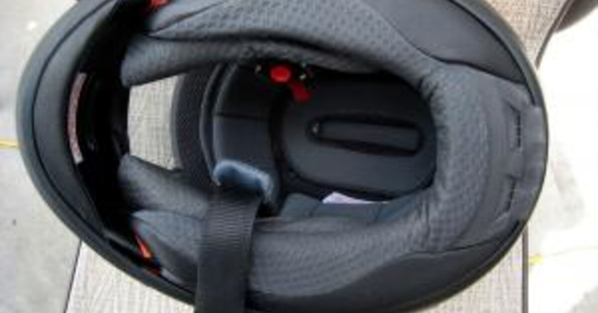 arai corsair v edwards black helmet Corsair-X Frost / Medium radius rule Arai Helmets, Parts and Accessories