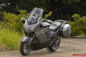 2008 kawasaki concours 14 motorcycle com, Here s the standard screen in its highest position