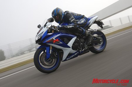 2008 suzuki gsx r600 review motorcycle com, Duke racing to his rendezvous with author Jenna Jameson for some pointers
