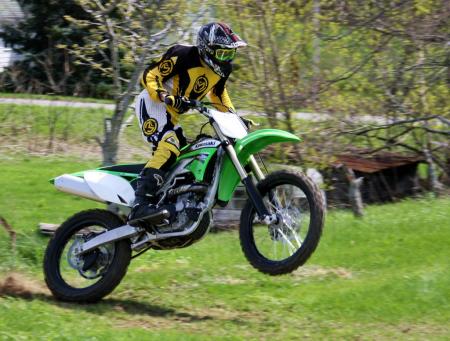 2011 kawasaki kx450f review motorcycle com, Kawasaki made changes to the 2011 KX450F to make it easier to ride and more reliable