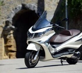 2012 piaggio x10 500 executive review motorcycle com, Piaggio s new X10 500 Executive touring scooter is a technological marvel