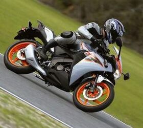 2011 honda cbr125r review motorcycle com, Neutral steering makes the 125R feel much more like a full size motorcycle