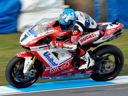 wsbk 2011 donington park results, No factory team No problem for Ducati which leads the Manufacturers standings thanks in large part to Carlos Checa