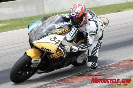 2009 Buell 1125R Daytona SportBike Review - Motorcycle.com