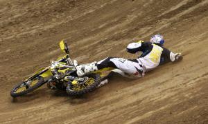 x games moto x takes downtown los angeles by storm, Travis Pastrana broke his foot and ankle after crashing in Best Trick