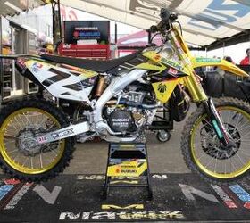 inside the 2013 supercross works bikes motorcycle com, This season marks James Stewart s second year riding Yoshimura Suzukis The RM Z450 is one of the most forgiving bikes and suits Stewart s style better than anything else except maybe the Kawasaki