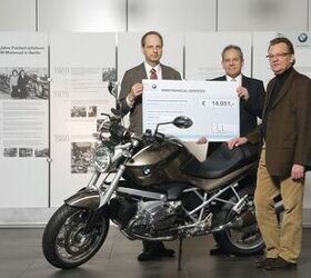 Anniversary BMW R1200R raises $20,800 | Motorcycle.com
