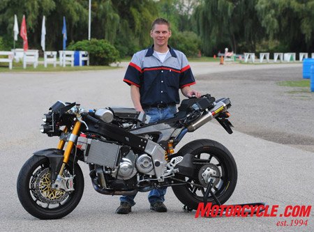 roehr motorcycles 1250sc review motorcycle com, Walter Roehrich poses next to his densely packaged creation