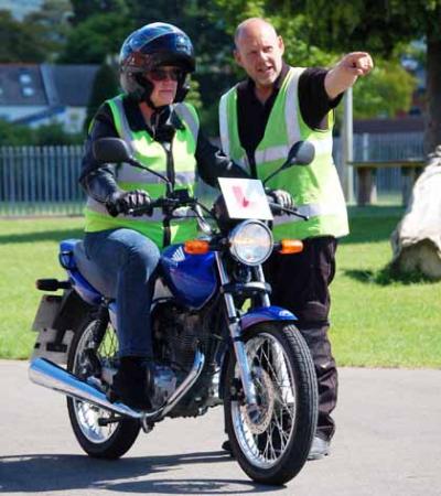 choosing your first motorcycle a beginner s guide, By all means make sure you ve received proper instruction in the basics of motorcycle riding before buying a motorcycle Plenty of people don t and then never return to motorcycling after their first bad experience