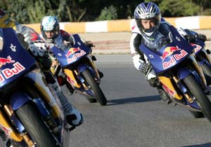 solis gillim in motogp rookies cup, Riders try out for the 2009 MotoGP Rookies Cup Arthur Sissis right made the cut