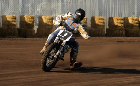 2012 ama flat track season finale video, Jared Mees slides his way to the Grand National Championship Photo by Dave Hoenig