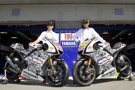 featured motorcycle brands, Jorge Lorenzo and Valentino Rossi will wear special livery to promote the US launch of the Fiat 500 later this year