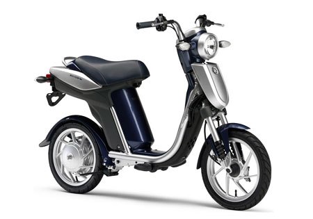 yamaha unveils ec 03 electric scooter, Yamaha will introduce the EC 03 scooter across Japan this fall