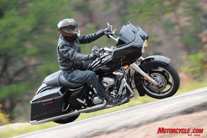 2010 harley davidson road glide custom review motorcycle com, The Road Glide s steering is unaffected by its boxy frame mounted fairing