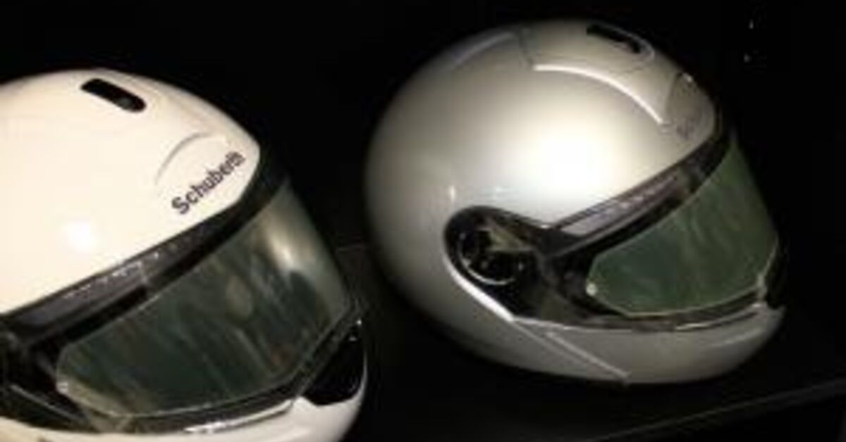bmw system 6 helmet vs schuberth c3 C5 Globe Black Large Built by hand in Germany Schuberth C3 Pro Helmet Review