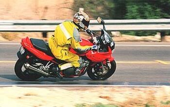 2000 Suzuki Bandit 600S - Motorcycle.com