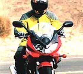 2000 suzuki bandit 600s motorcycle com, From certain angles the low beam is difficult to see