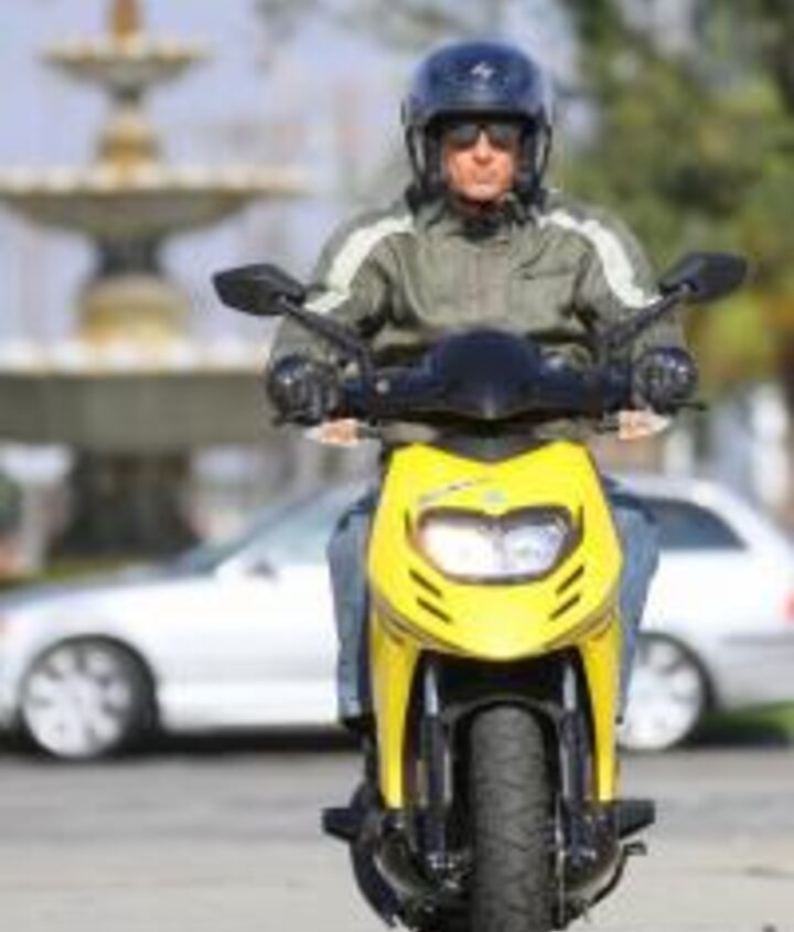 2012 piaggio typhoon 125 review motorcycle com, Urban metropolitan areas are where the Typhoon 125 excels