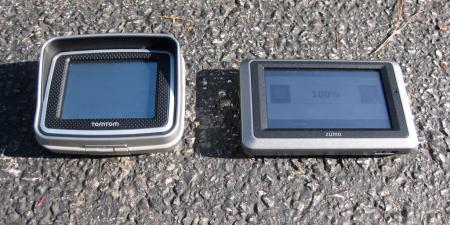 motorcycle gps review, The Rider 2 left is very difficult to see when the sun is out