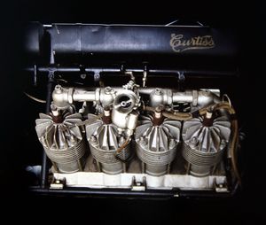 1907 curtiss v 8, With twice the displacement and 2 6 times more cylinders than Triumph s new Rocket III Curtiss 4 000cc 40HP air cooled V 8 was designed and built from scratch in 1906