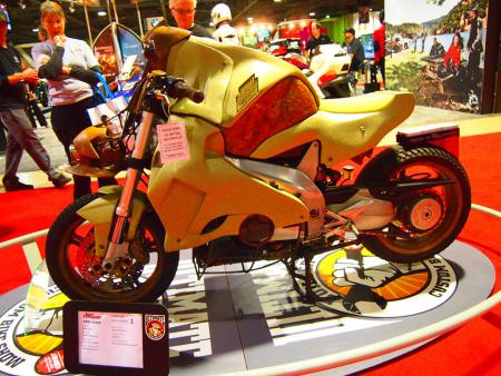 2011 progressive international motorcycle show at long beach video, There was no shortage of customized bikes This work of art started life as a 2003 Aprilia Futura