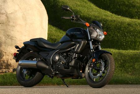 2014 honda ctx700 n review motorcycle com, Along with e bikes this global model should universally revolutionize the way people view motorcycles Welcome to the 21st century