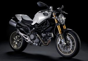 monster ready to attack us, Dealers are ready to celebrate the delivery of Ducati s newest Monster