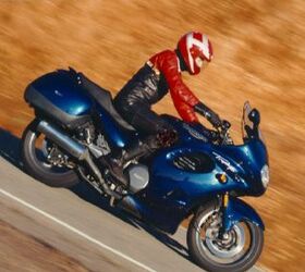 Triumph Trophy 900 - Motorcycle.com
