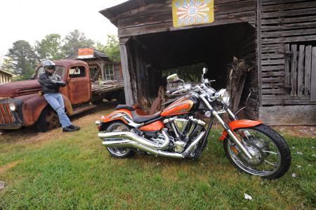 2012 star raider scl review motorcycle com, The Raider SCL was made available at dealerships in March of this year but with only 500 produced they won t last long