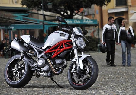 2011 Ducati Monster 796 Unveiled