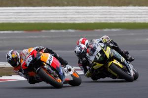 motogp 2010 silverstone results, Dani Pedrosa had the opposite result starting strong but fading near the end