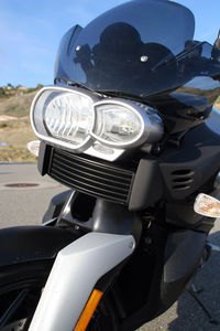 review 2006 bmw k1200r motorcycle com, Doesn t this look a lot like Bender the Robot from Fox s Futurama Maybe we ll see a Homer Simpson styled R1200R for 2007
