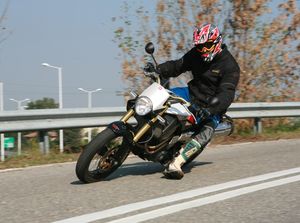 derbi mulhacen first ride report motorcycle com, Show up for work with steel shoes